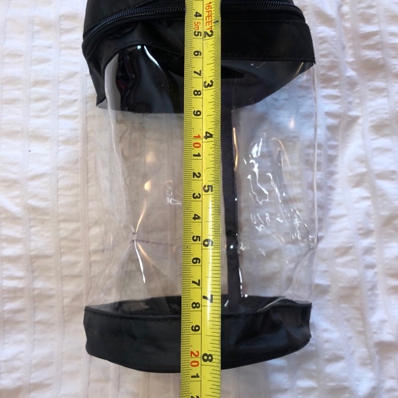 ๐ JACK BLACK Toiletry Bag - Picture 6 of 7